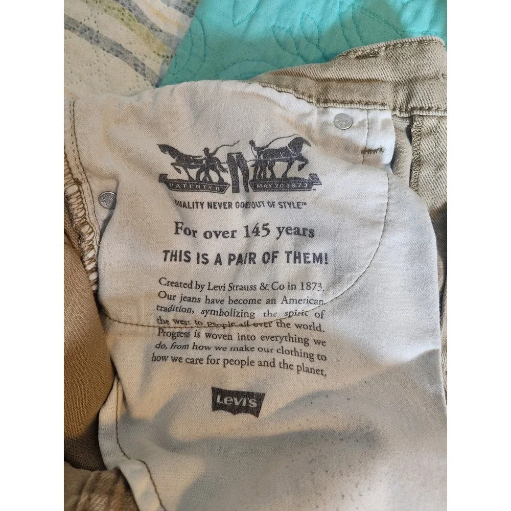 Levis levi 512